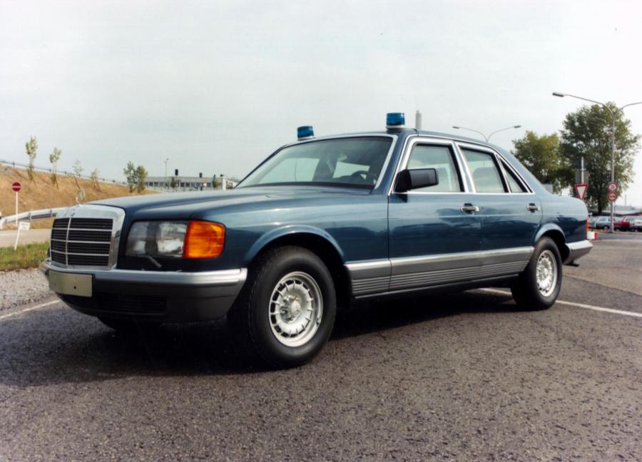  Mercedes-Benz S-Class 1980 года  (фото 14 из 37)